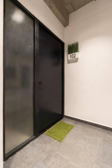P102 Modern 3bdrm 2bath Private Balcony & Rooftop Apartment Mexico City